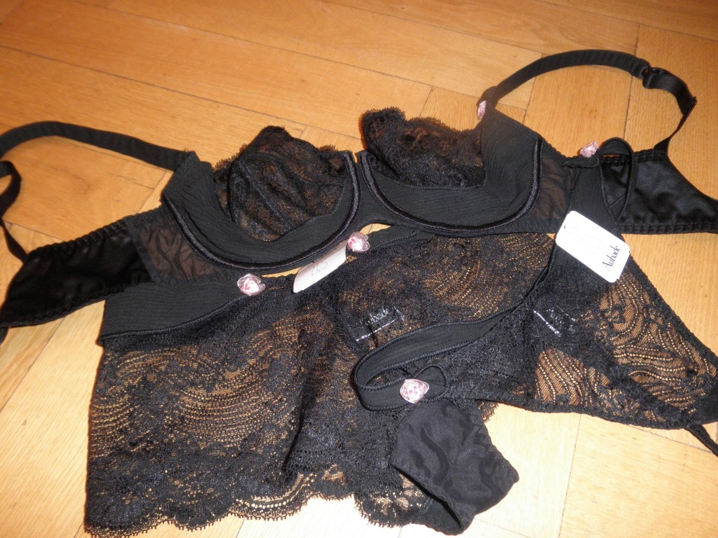 aubade-lingerie-black-1
